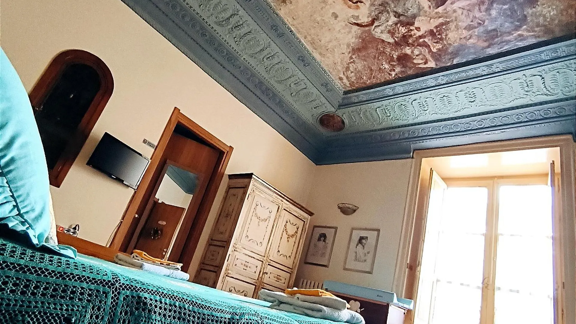 Vittorio Emanuele Rooms Di Prinzi 巴勒莫 2*,